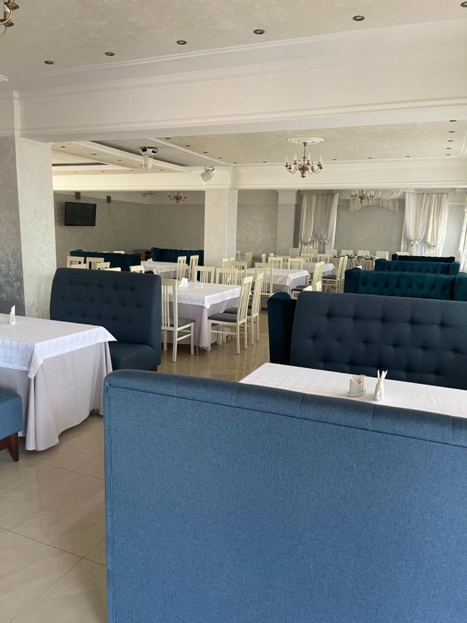 Hotel Yunist à Ivano-Frankivsk Extérieur photo