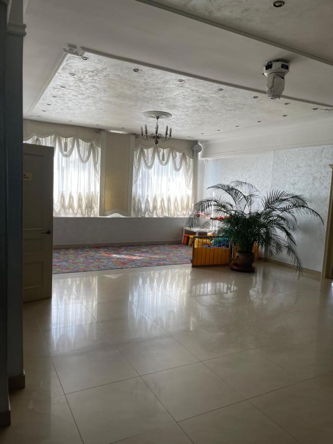 Hotel Yunist à Ivano-Frankivsk Extérieur photo