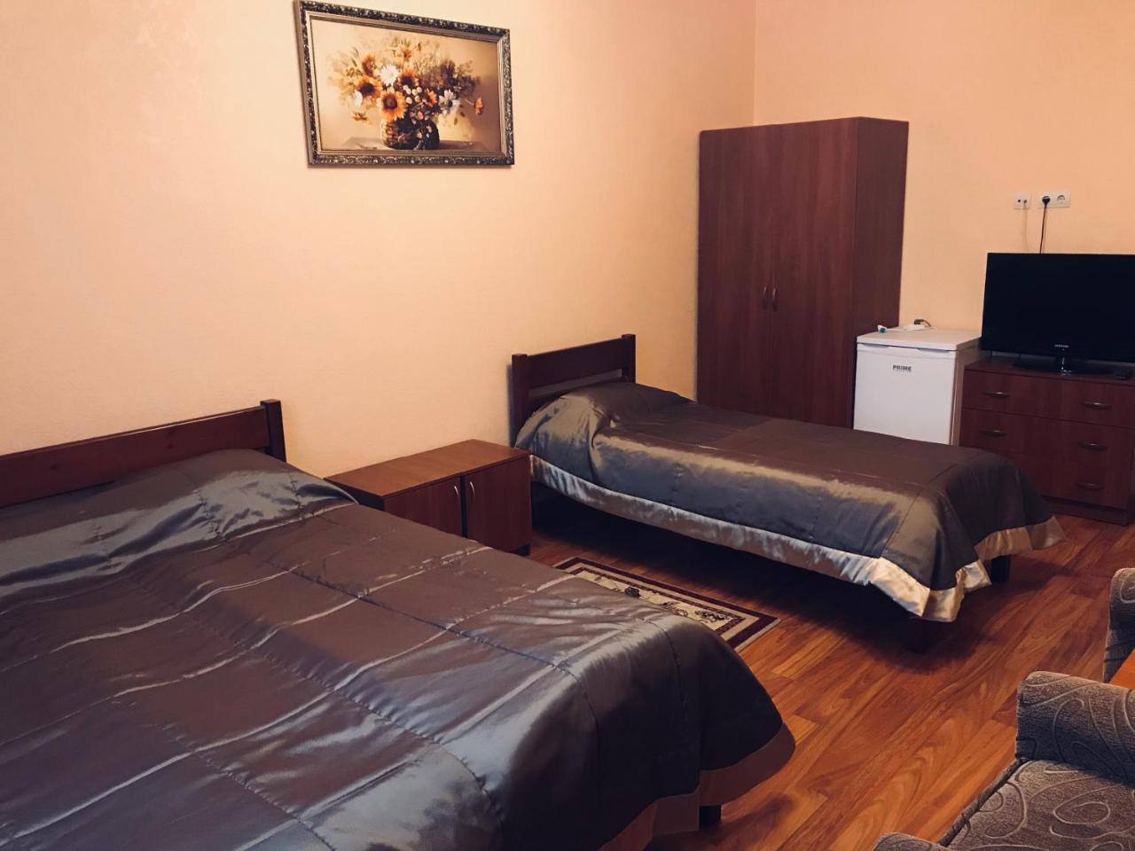 Hotel Yunist à Ivano-Frankivsk Extérieur photo